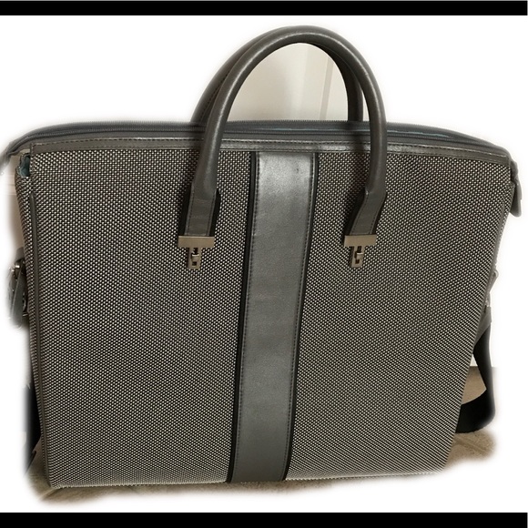 tumi 13 inch laptop bag